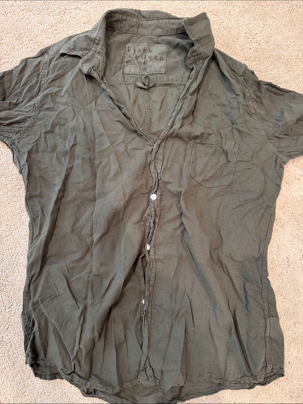 Frank & Eileen Olive Green Short-Sleeve Button-Down Shirt